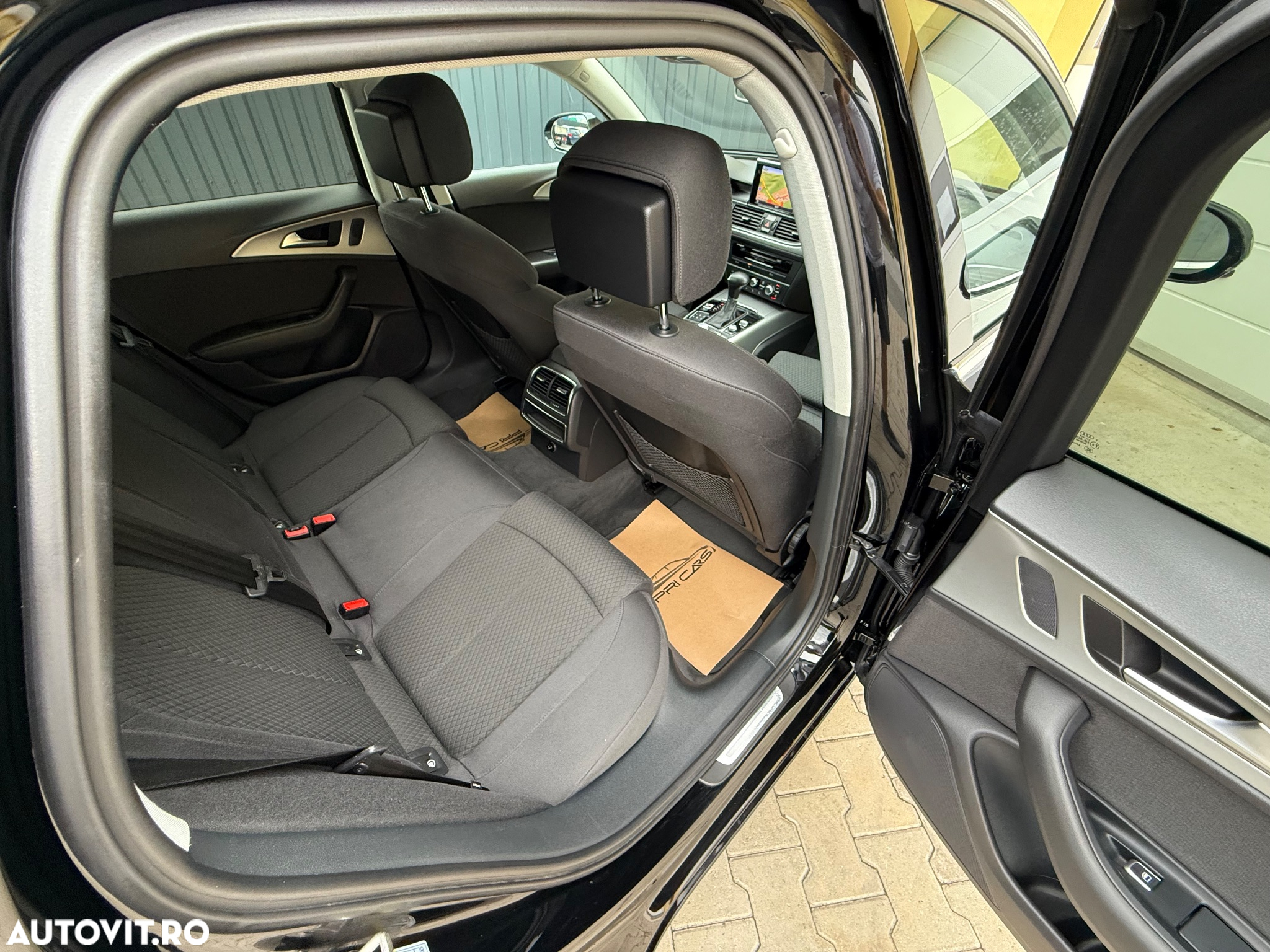 Audi A6 Avant 2.0 TDI Multitronic - 14