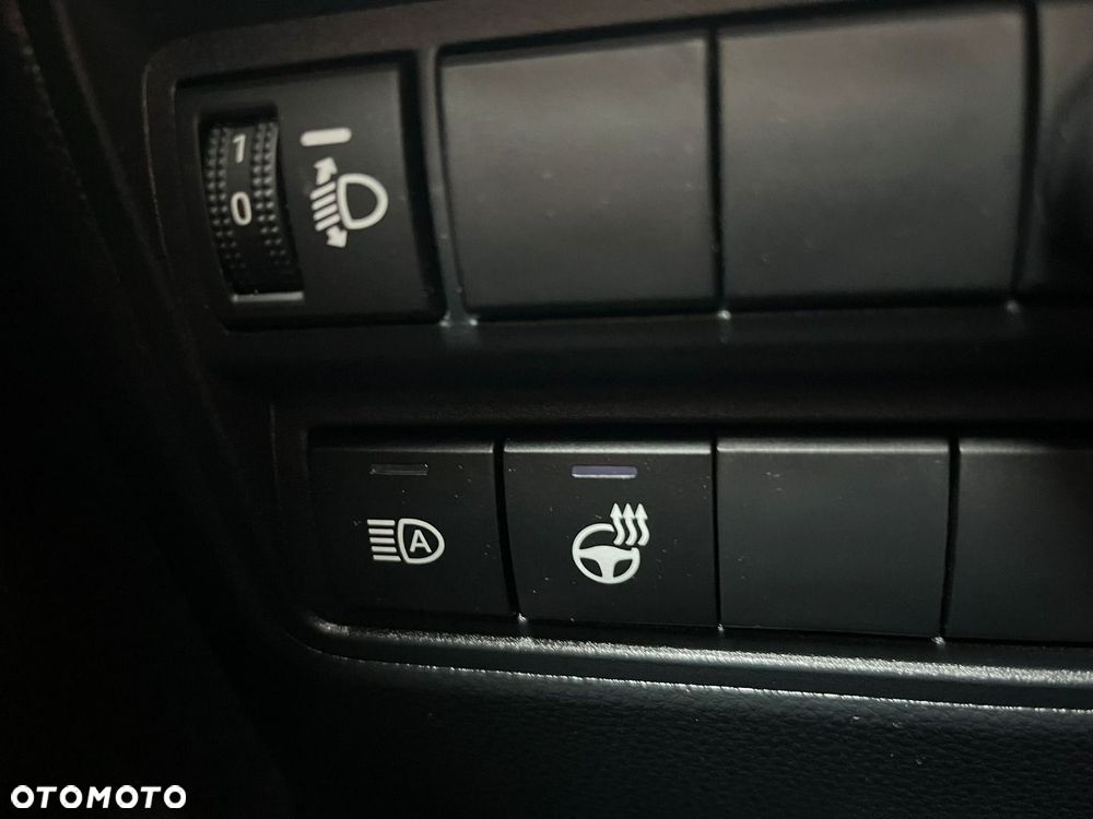 Toyota Yaris Hybrid 1.5 Style - 31