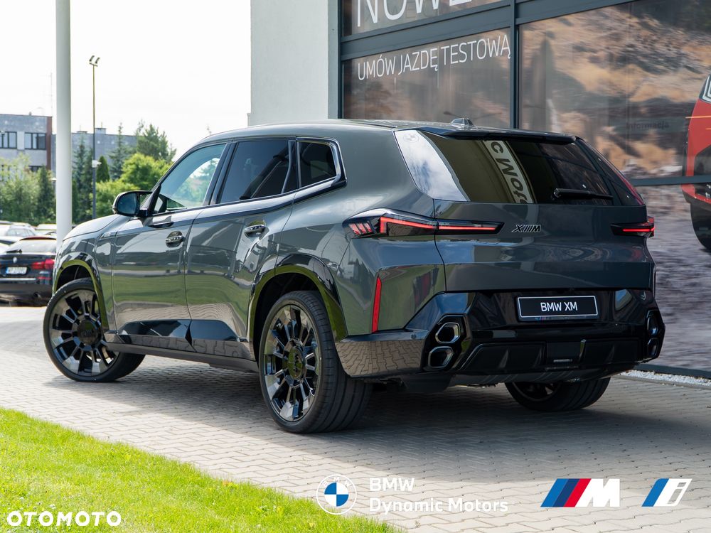 BMW XM - 6