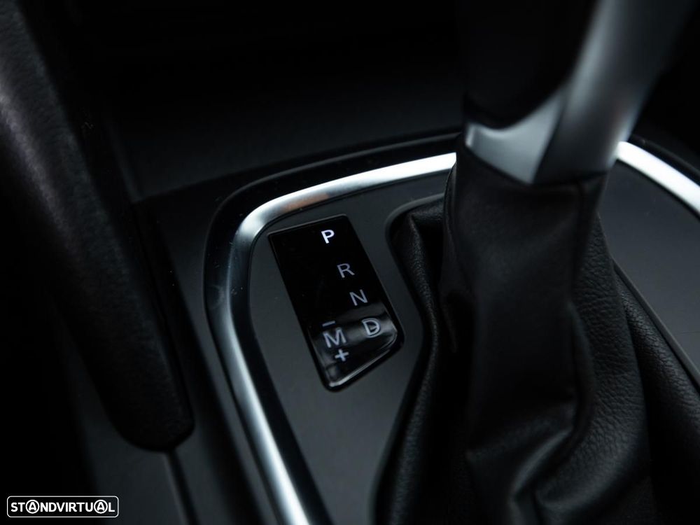 Renault Mégane Sport Tourer 1.5 Blue dCi Equilibre EDC — fotografia 15