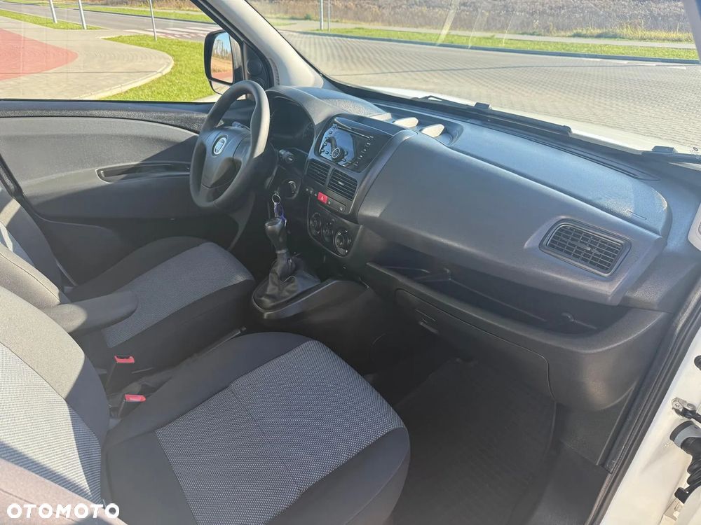 Fiat Doblo - 22
