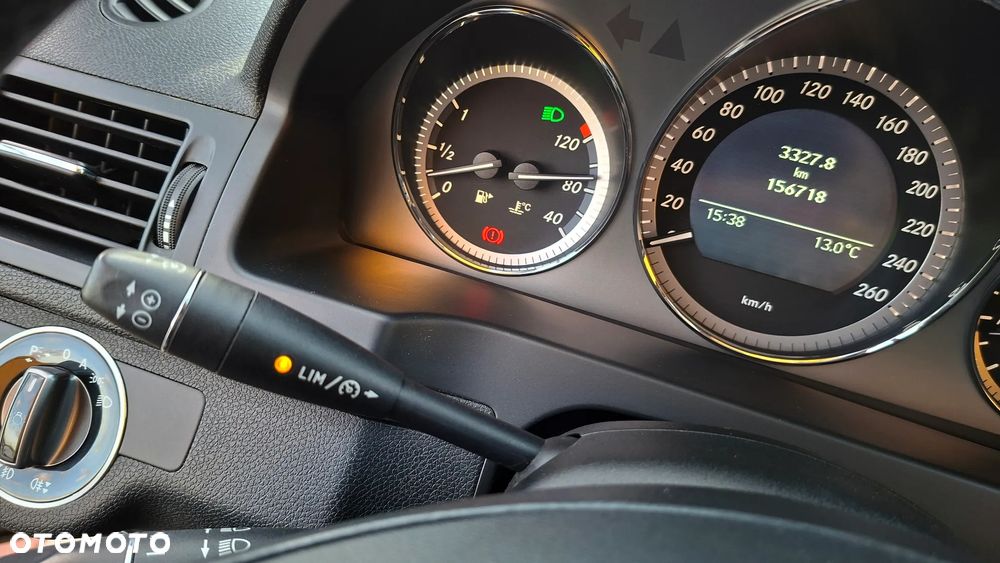 Mercedes-Benz Klasa C 180 Kompressor Avantgarde - 32