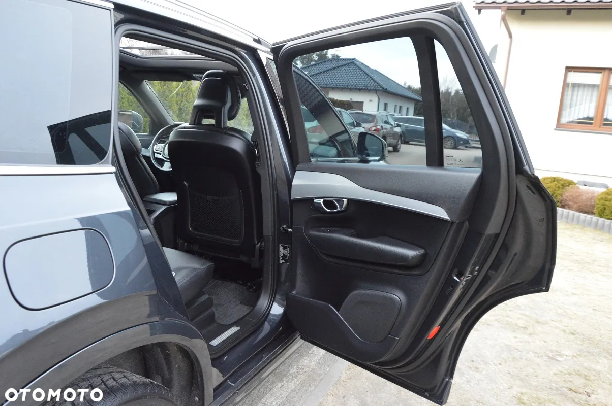 Volvo XC 90 - 33