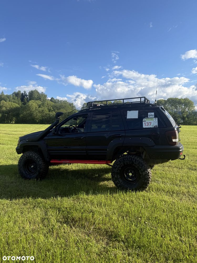 Jeep Cherokee - 2
