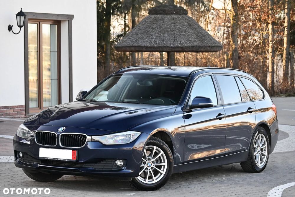 BMW Seria 3 320d Sport-Aut - 2