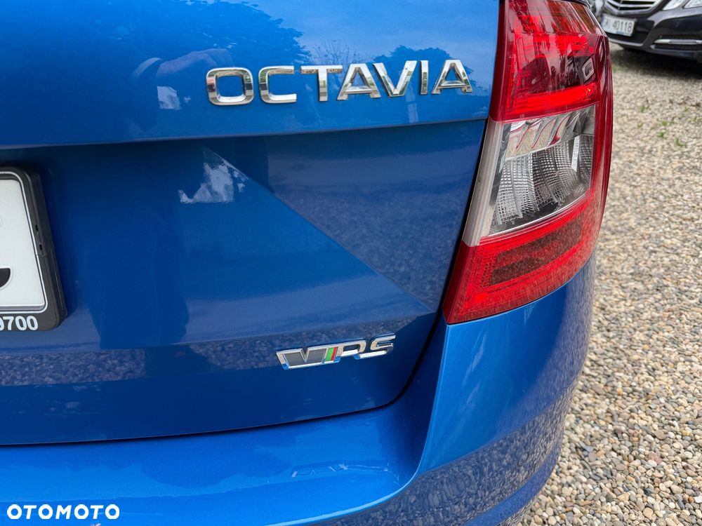 Skoda Octavia 2.0 TDI DSG RS - 40