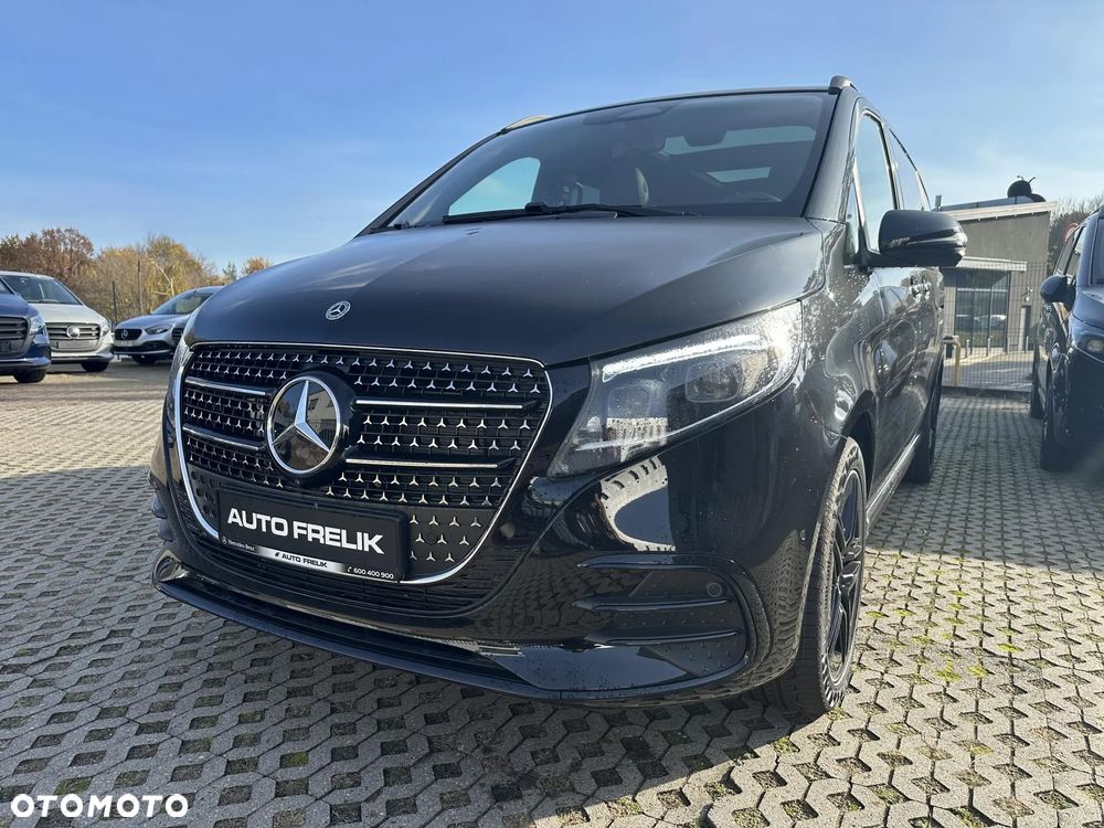 Mercedes-Benz Klasa V - 2