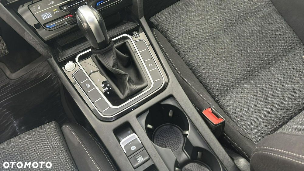 Volkswagen Passat 2.0 TDI EVO Business DSG - 18