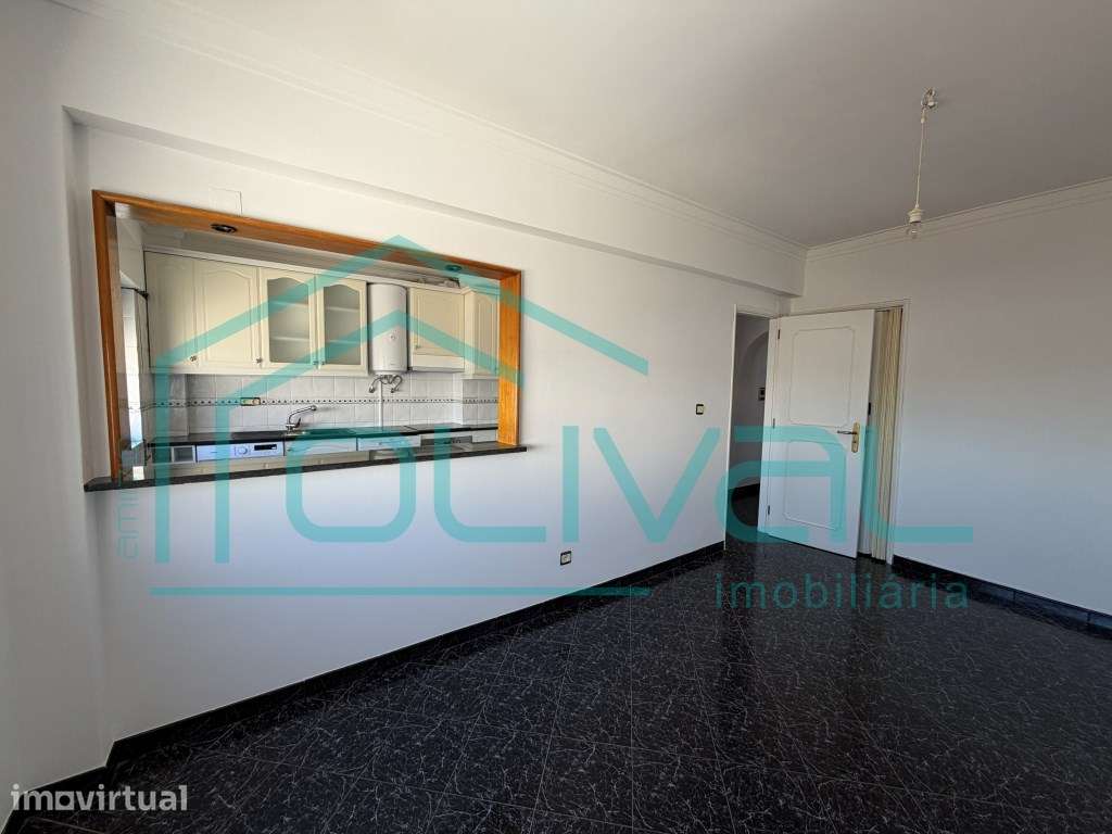 Apartamento tipologia T2 cozinha equipada - Grande imagem: 4/12