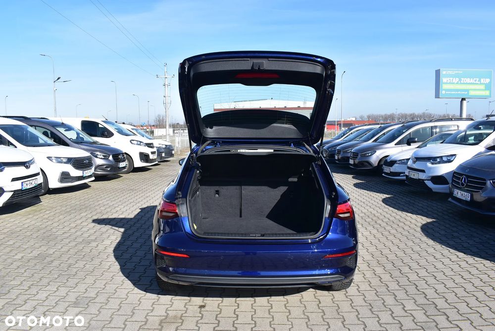 Audi A3 Sportback 30 TDI S tronic - 13