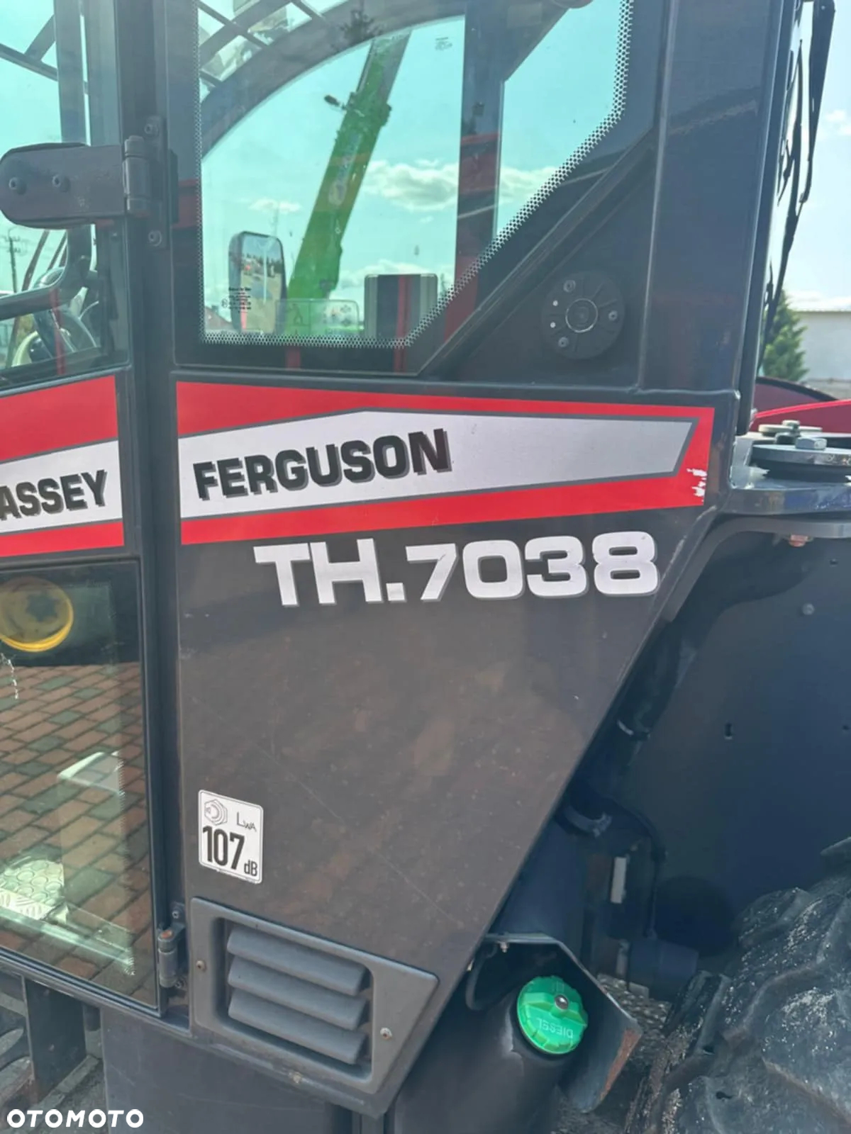 Massey Ferguson TH.7038 - 9
