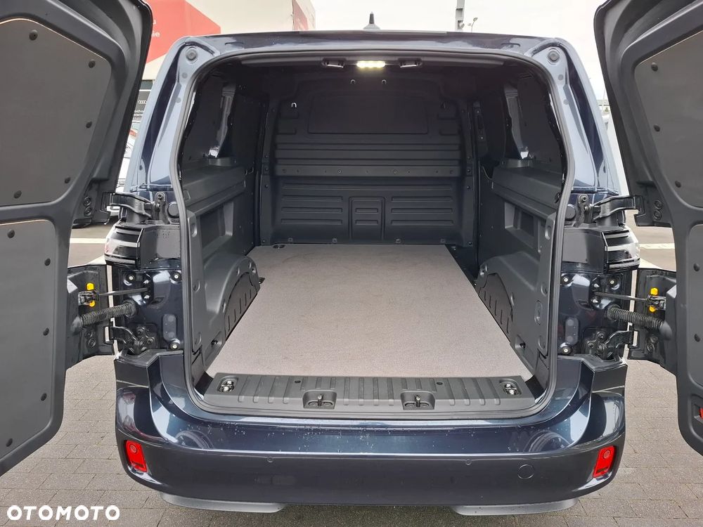 Volkswagen ID.BUZZ - 12