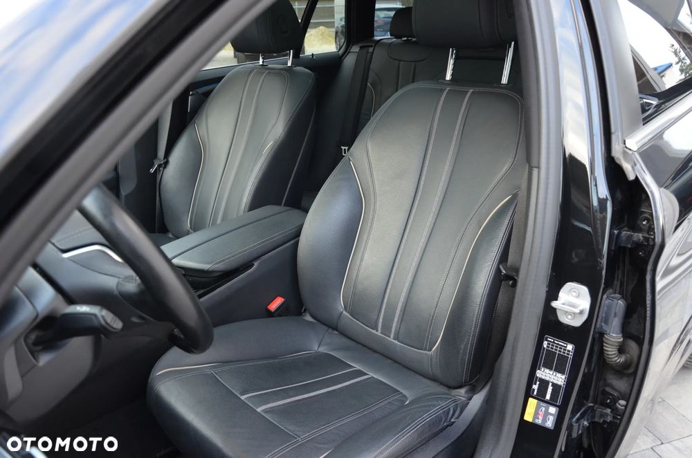 BMW Seria 5 520e Luxury Line - 15