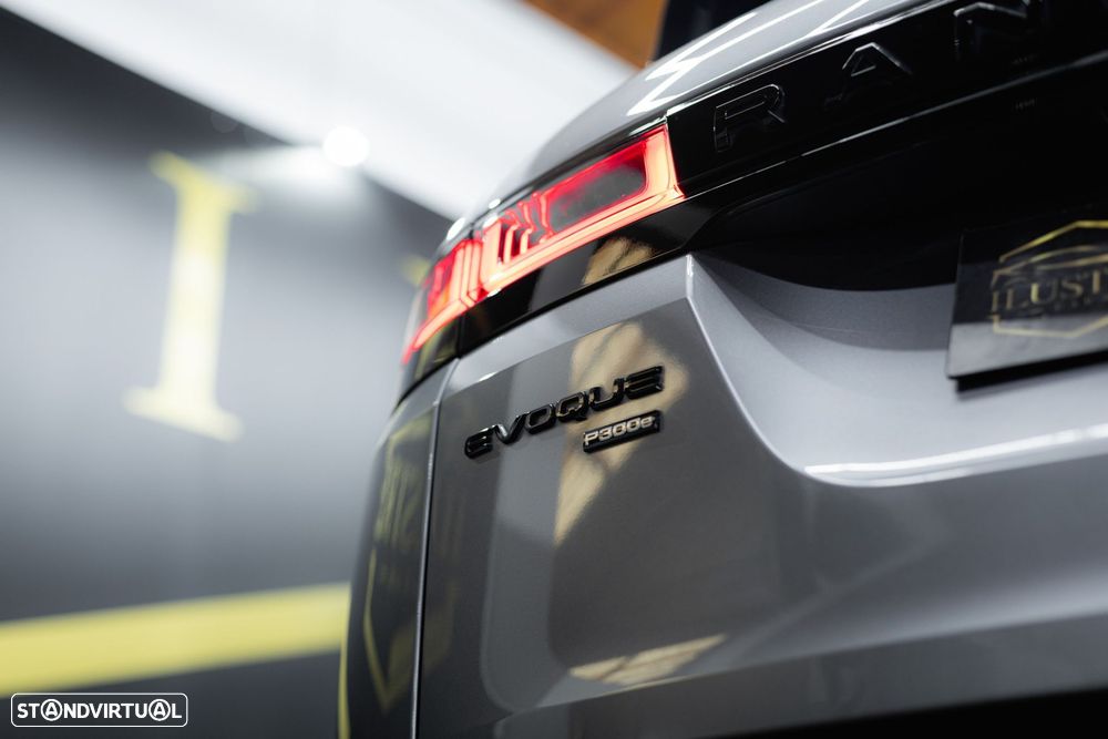 Land Rover Range Rover Evoque 1.5 P300e AWD Auto - 10
