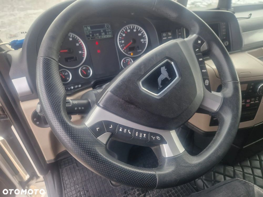 MAN TGX - 9