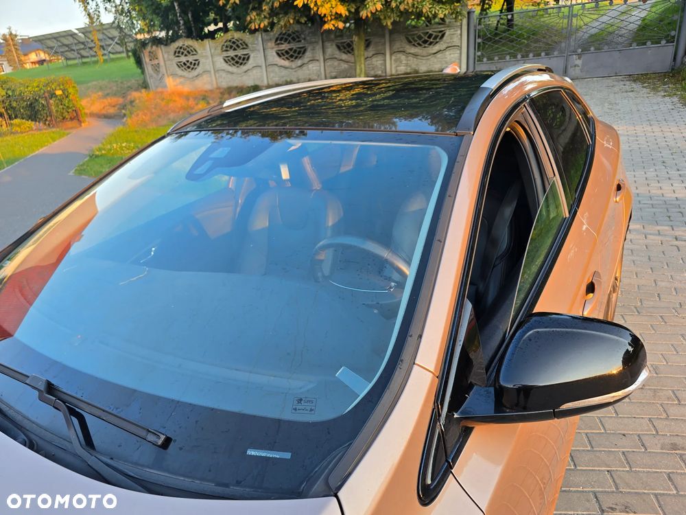 Volvo V40 Cross Country T4 AWD Geartronic Summum - 9