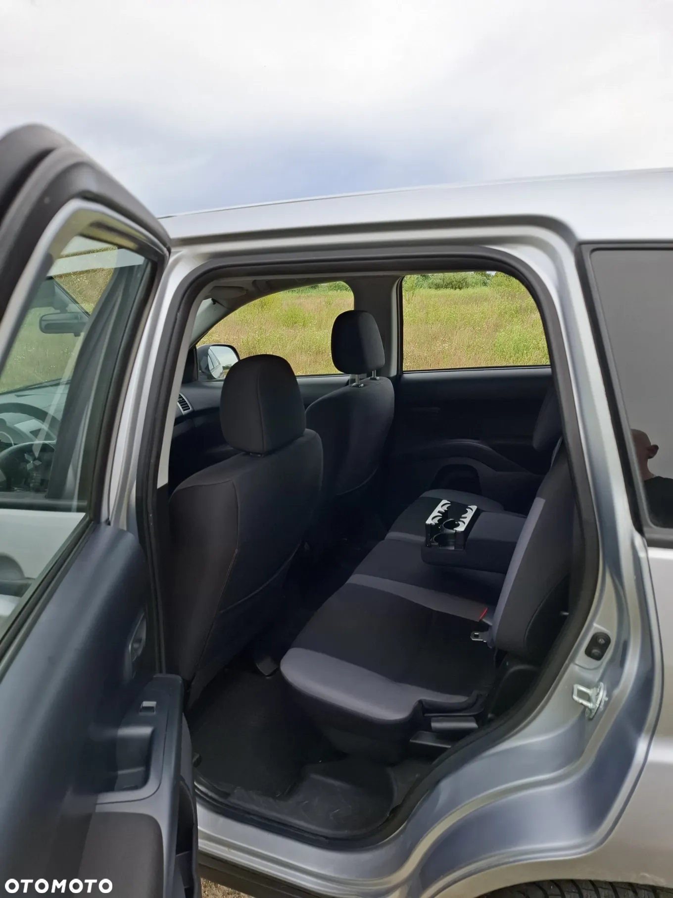 Mitsubishi Outlander 2.0 DID Instyle - 12