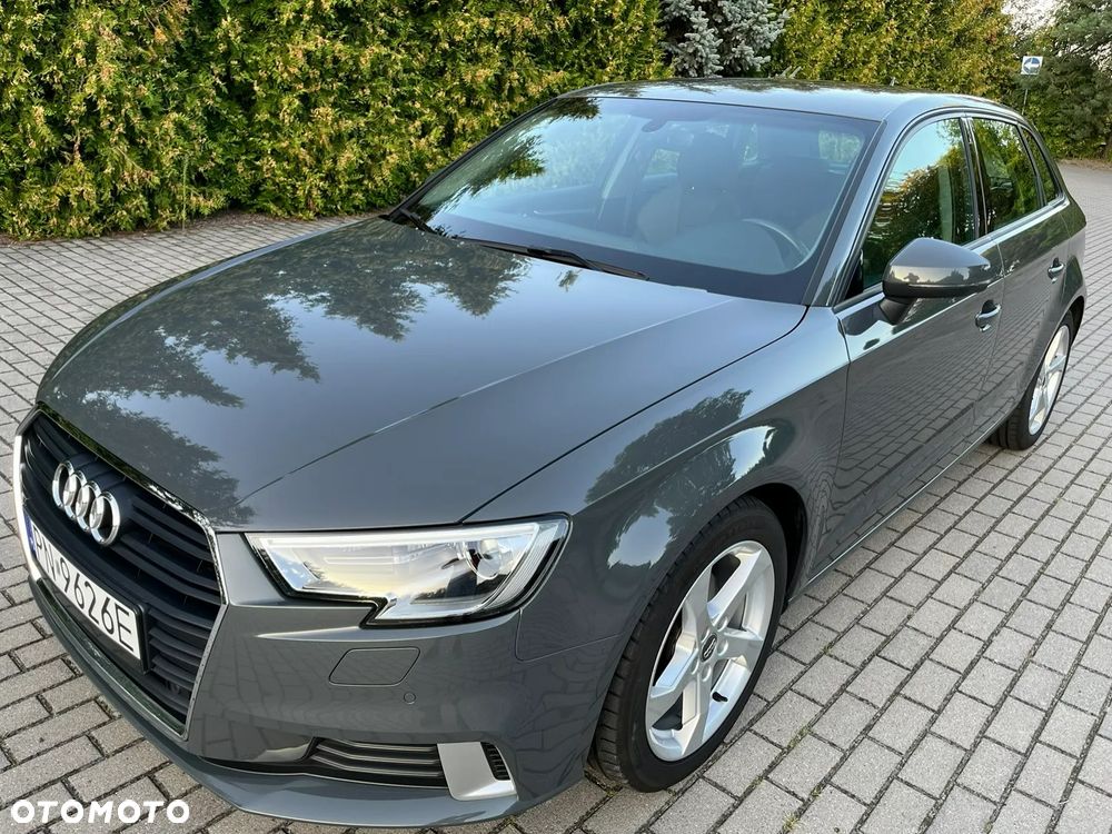 Audi A3 Sportback 2.0 TDI design - 2