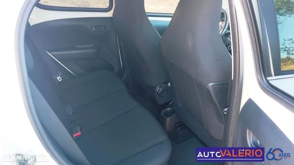 Peugeot 108 1.2 VTi Allure - 29