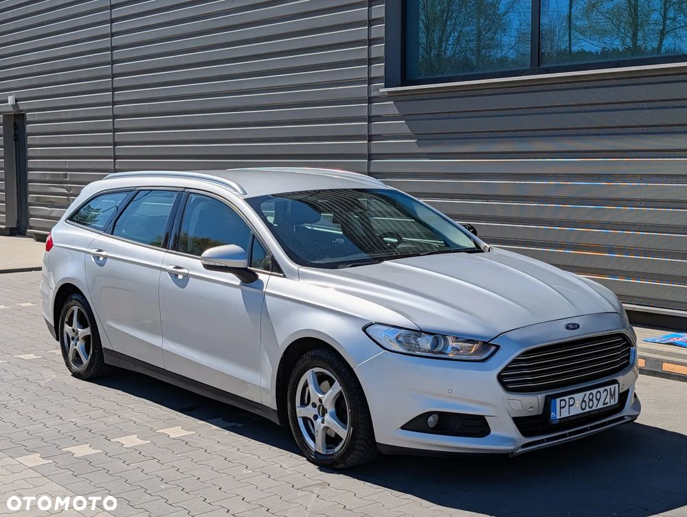 Ford Mondeo 2.0 TDCi Titanium PowerShift - 4