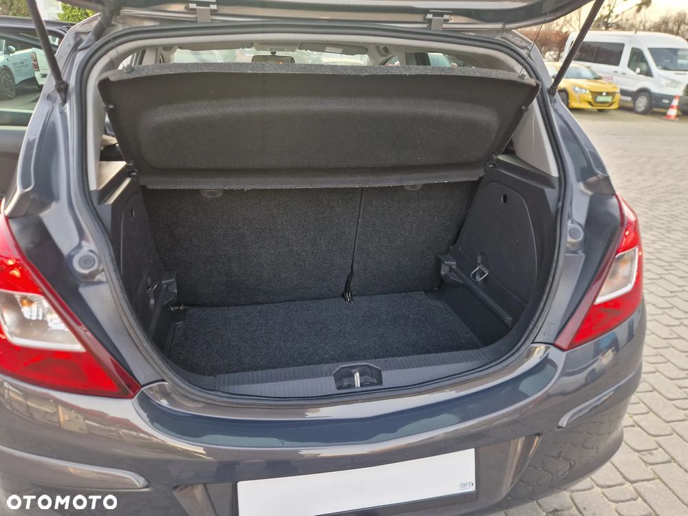 Opel Corsa 1.4 16V Color Elegance - 16