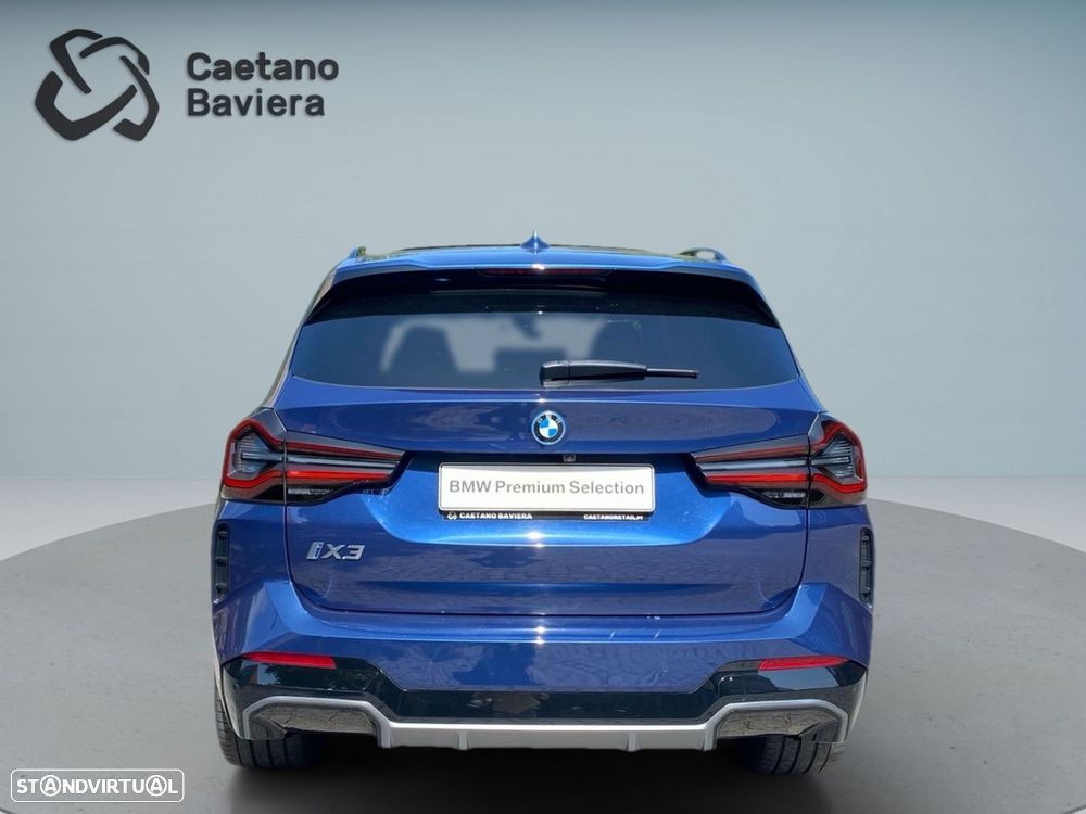 BMW iX3 M Sport Impressive - 26