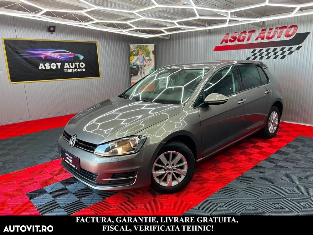 Volkswagen Golf - 2