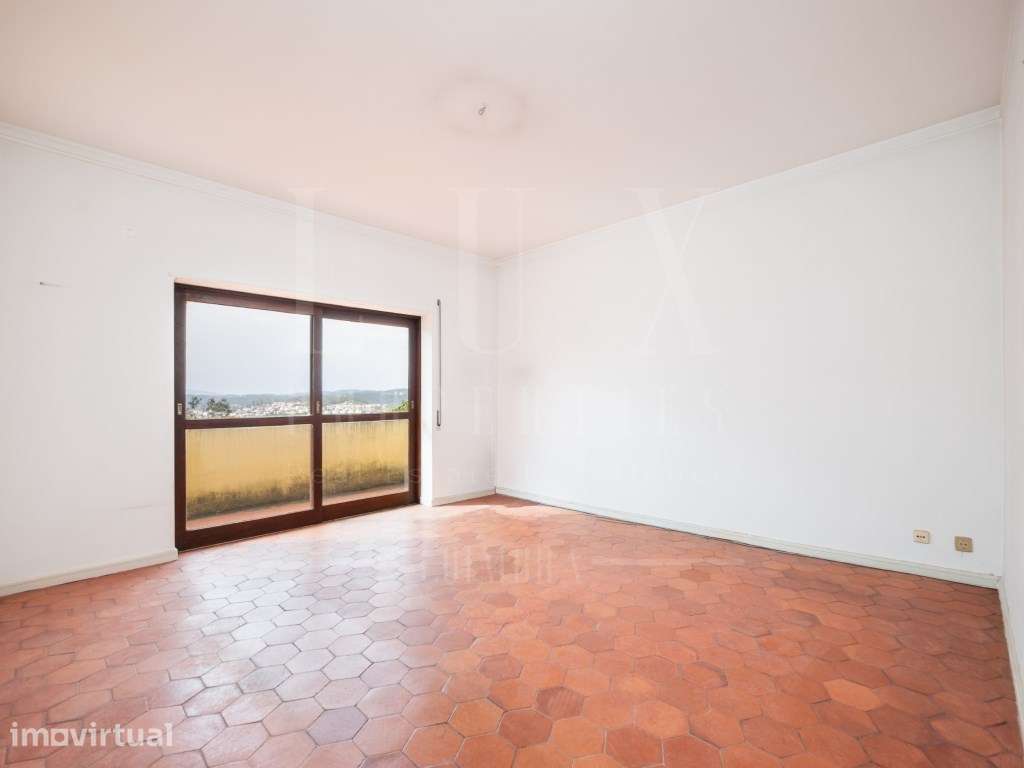 Apartamento T2 | Rua Falcão de Resende, Coimbra - Grande imagem: 4/32