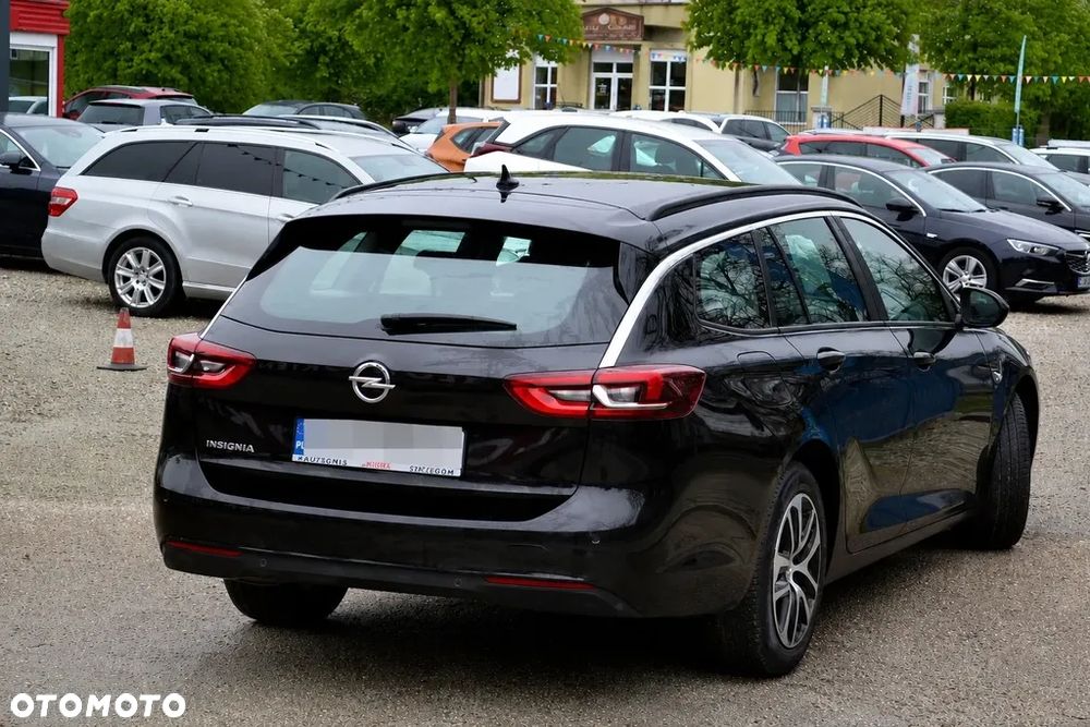 Opel Insignia - 12