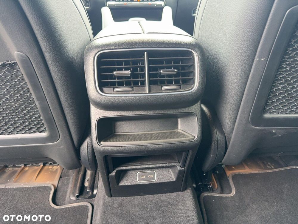 Mercedes-Benz GLE 300 d 4-Matic Premium - 22