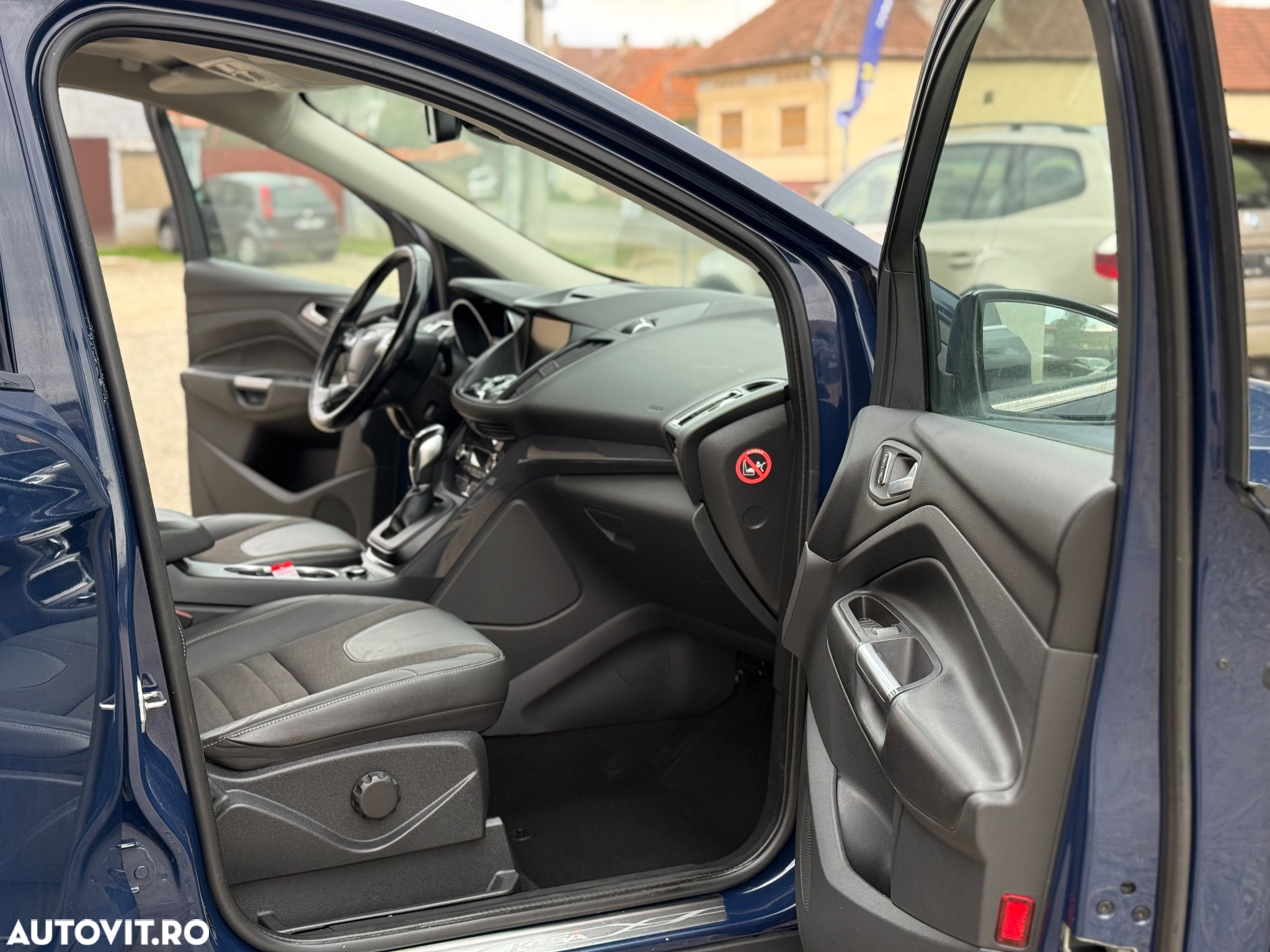 Ford Kuga 2.0 TDCi 4WD Powershift Titanium - 7