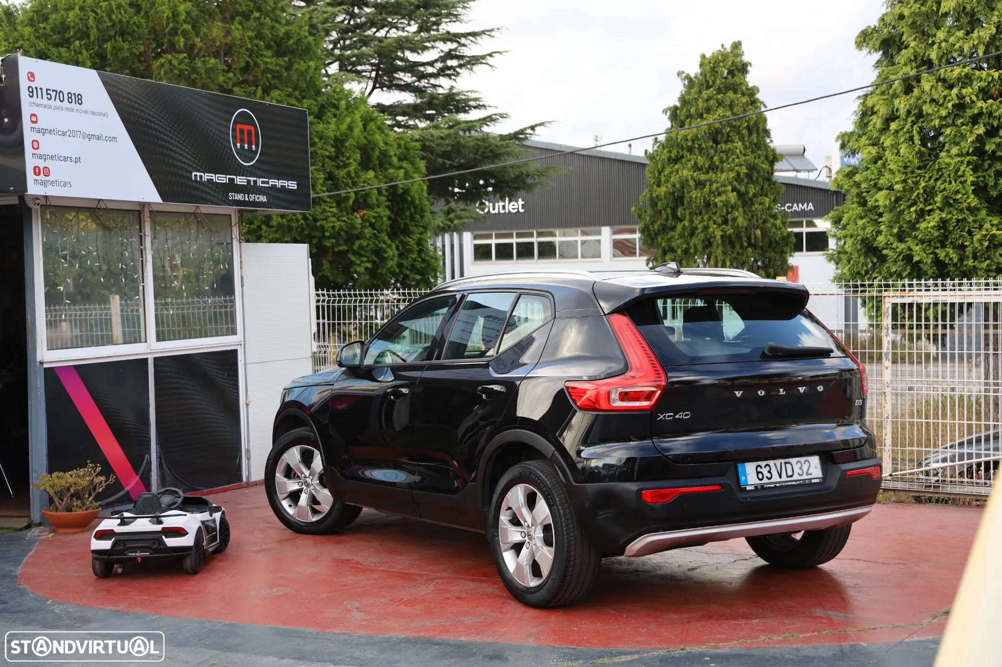 Volvo XC 40 2.0 D3 Momentum Plus - 36