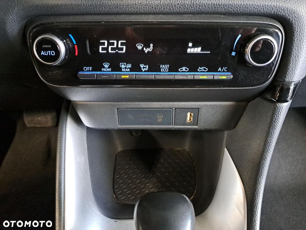 Toyota Yaris Hybrid 1.5 Comfort - 19