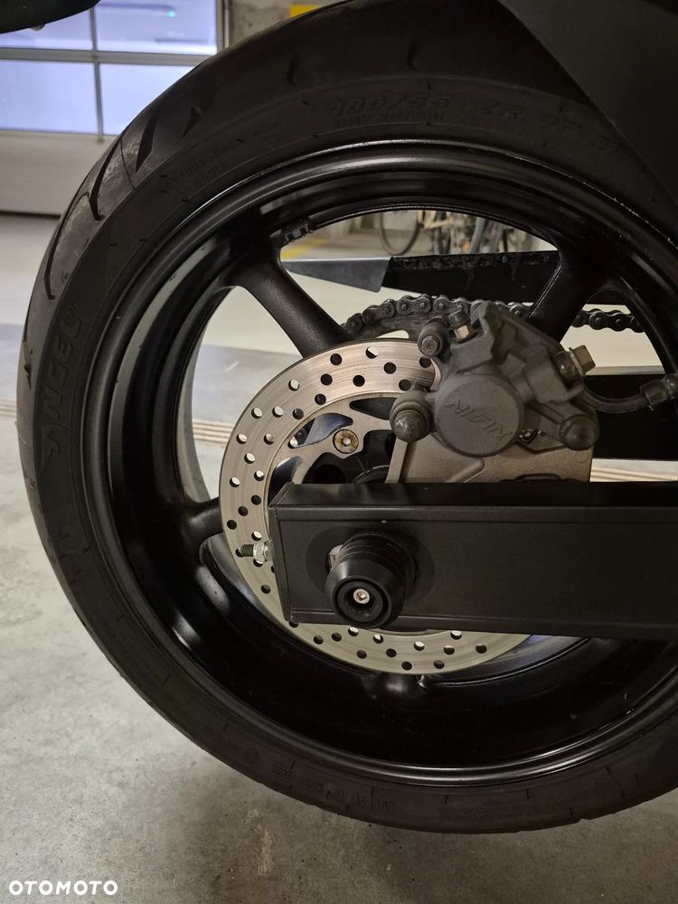 Yamaha FZ6 - 22