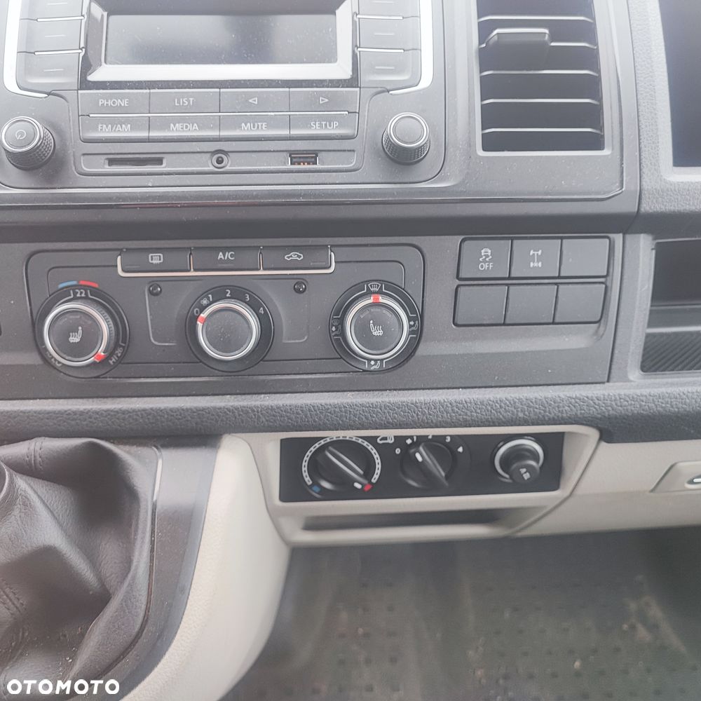 Volkswagen Transporter - 19