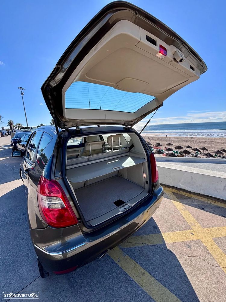 Mercedes-Benz A 150 Avantgarde Automatic - 9