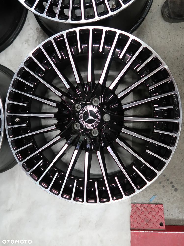 Felgi EQE AMG MERCEDES A2974011500 9,5X21ET41,5 - 7