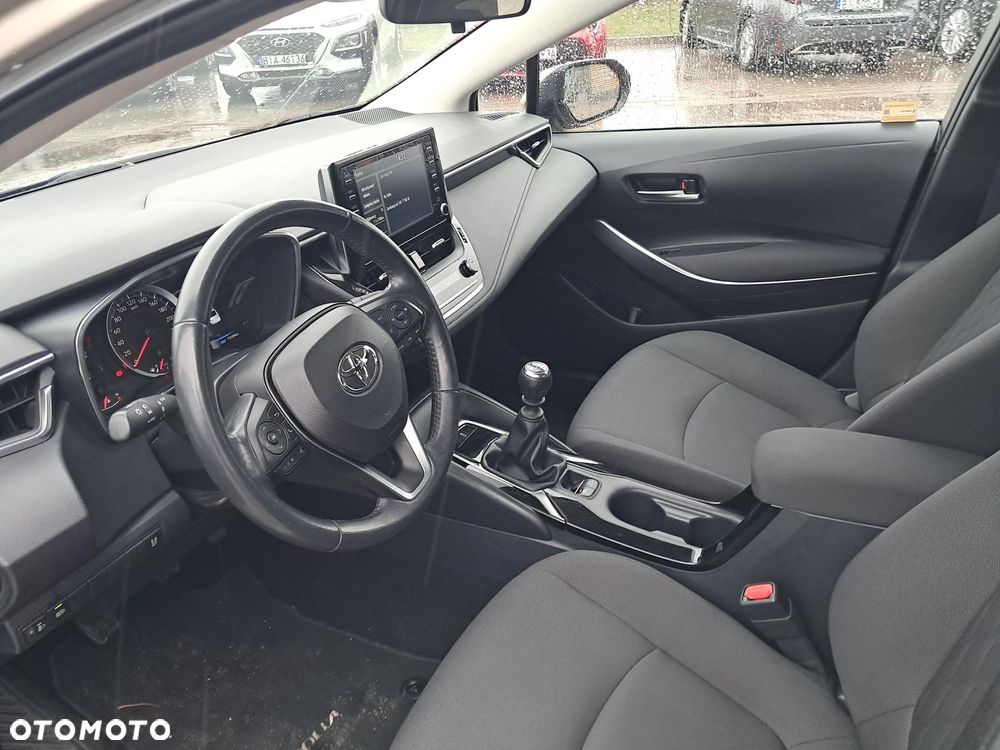 Toyota Corolla 1.5 Comfort - 10