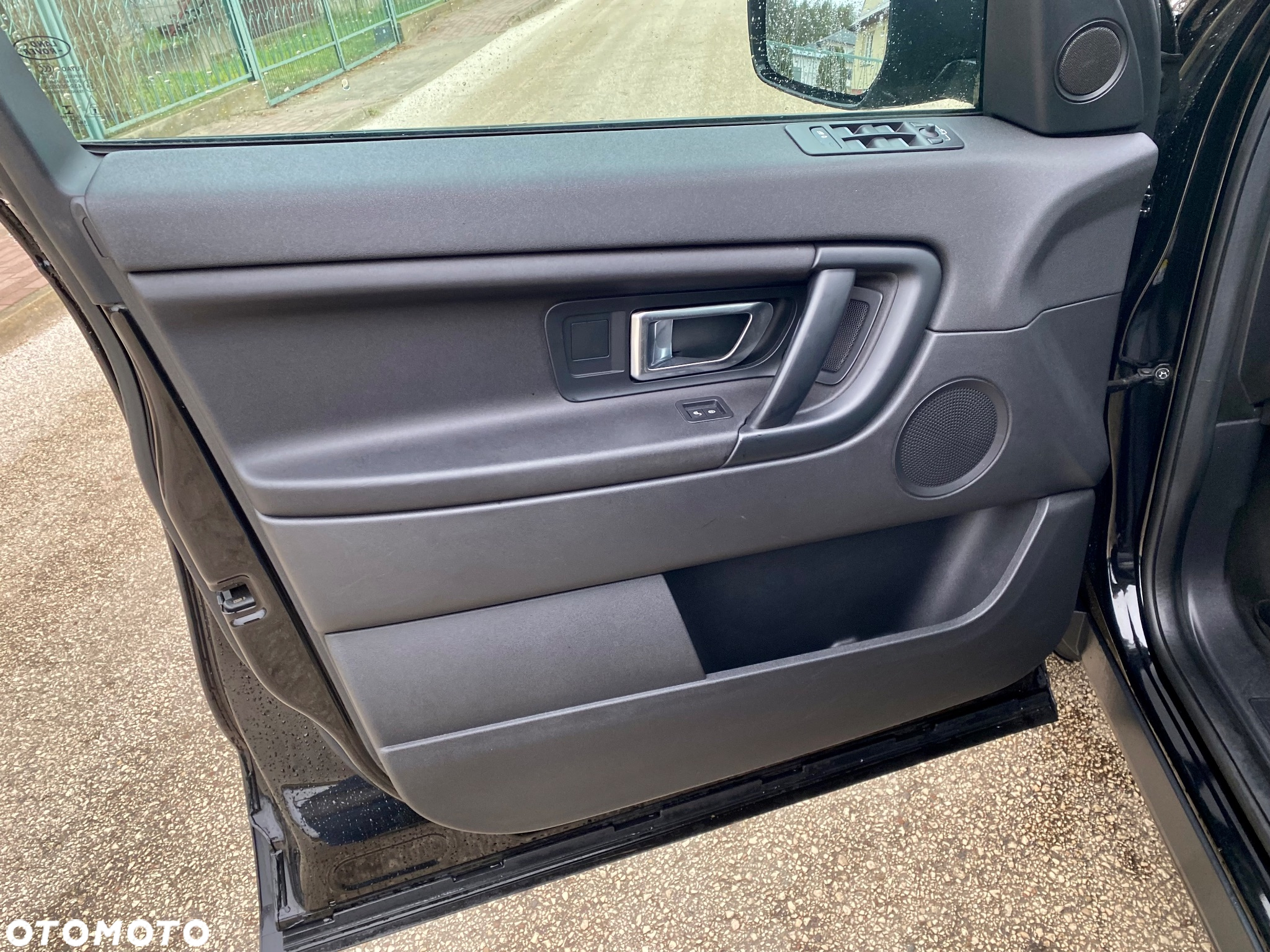 Land Rover Discovery Sport 2.0 D150 - 27
