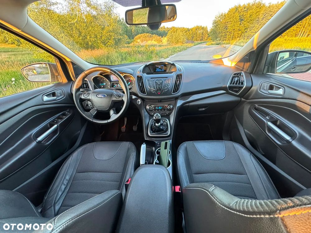 Ford Kuga 2.0 TDCi 4x4 Titanium - 7