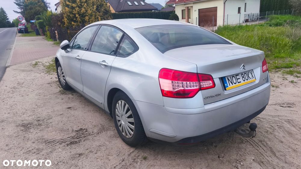 Citroën C5 2.0 16V Confort - 4