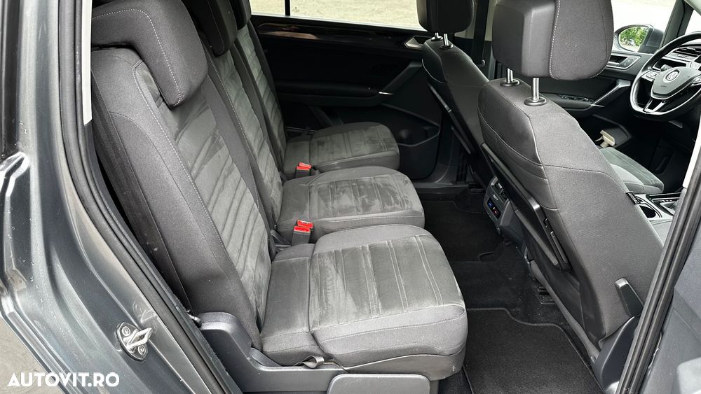 Volkswagen Touran 2.0 TDI SCR (BlueMotion Technology) DSG Highline - 20