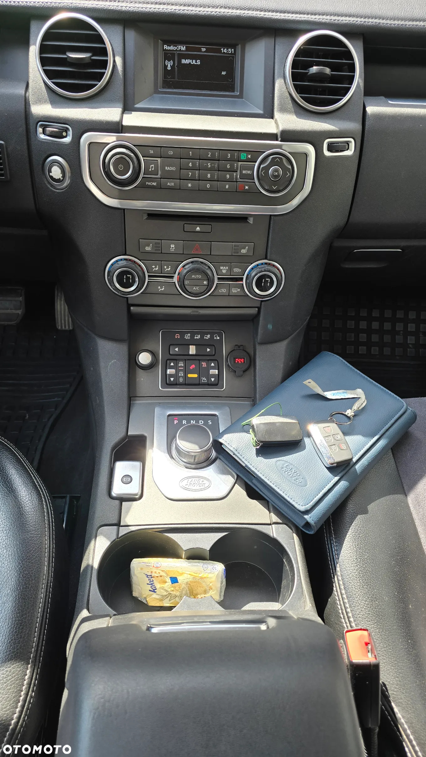 Land Rover Discovery IV 3.0D V6 S - 23