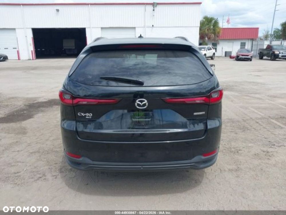 Mazda CX-90 - 8