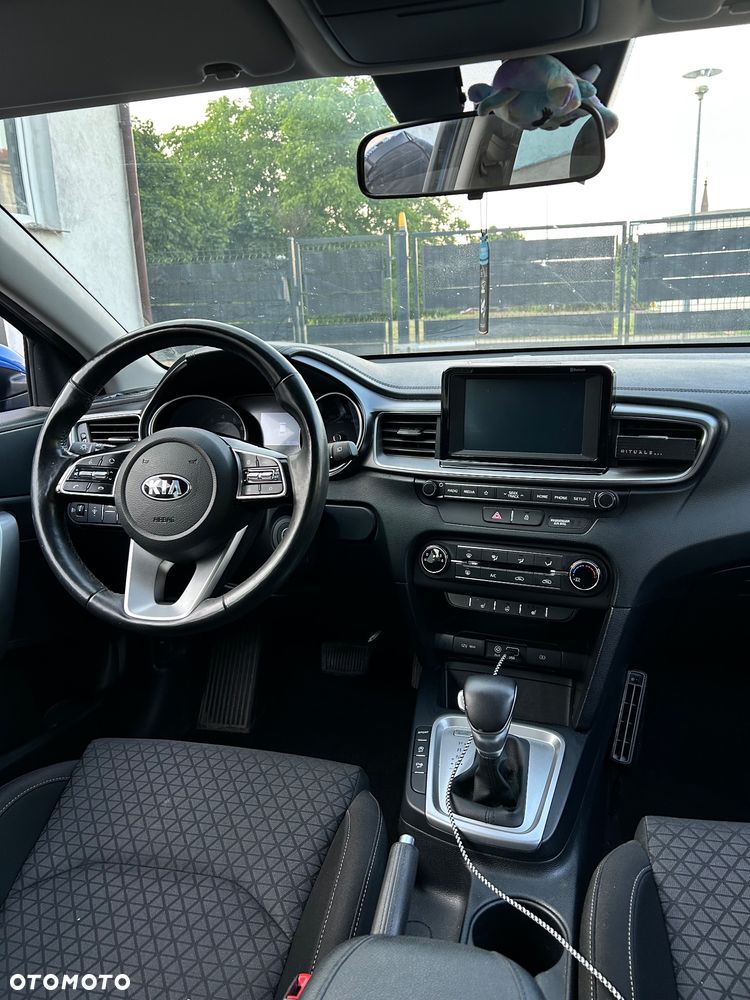 Kia Ceed 1.4 T-GDI M DCT - 9