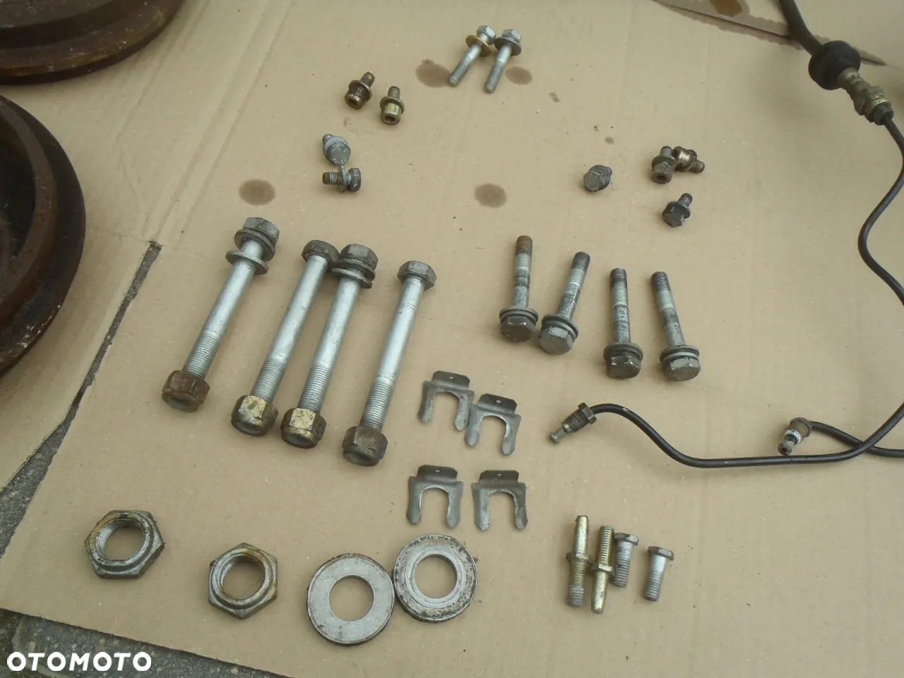 piasta łożysko bęben przewód hamulcowy cylinderki szczęki osłona tarcza kotwiczna  sprężyny śruby zawieszenia tył tylnego wahacza seicento guma odboje cc cinquecento jak nowe - 16
