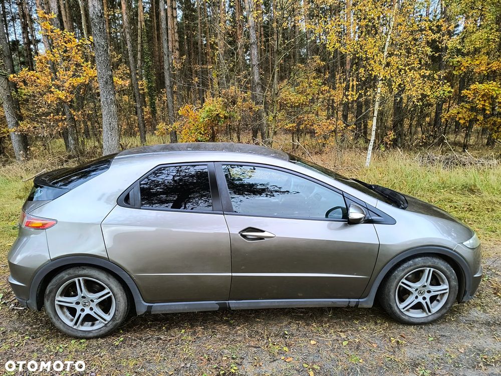 Honda Civic 1.8 Comfort - 5