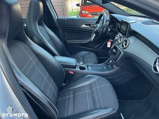 Mercedes-Benz GLA 220 CDI 4Matic 7G-DCT - 9
