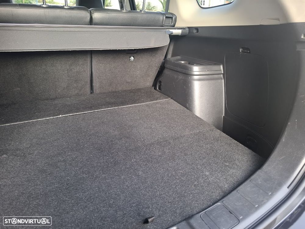 Mitsubishi Outlander - 48