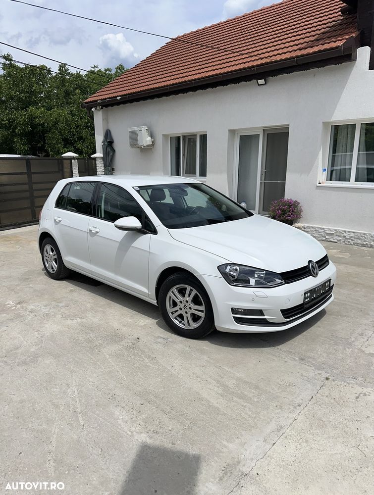 Volkswagen Golf 1.6 TDI DPF BlueMotion - 1